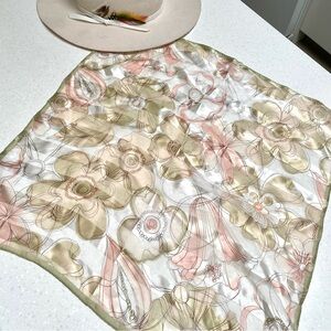 BNWT Floral SILK scarf/wrap w shabby chic vibe